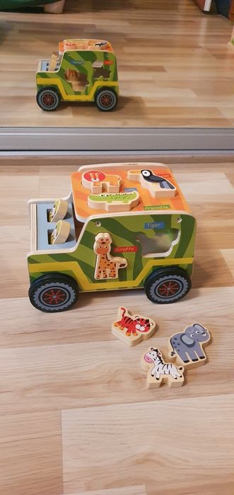 Drewniany samochód - sorter