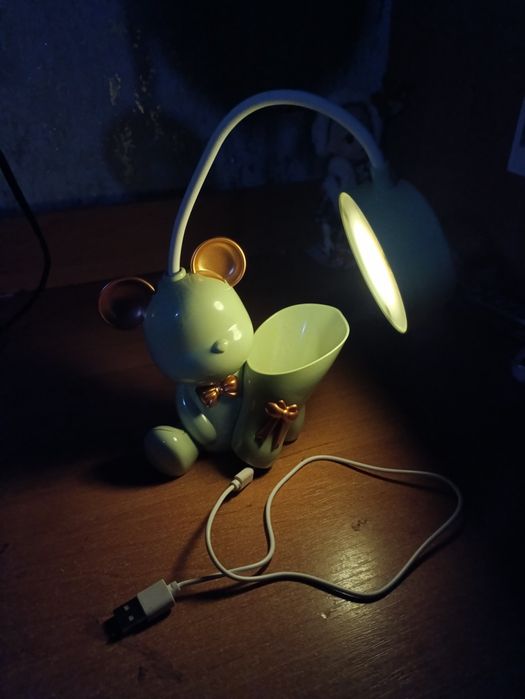 Лампа ночнік ночнічок зарядка від usb