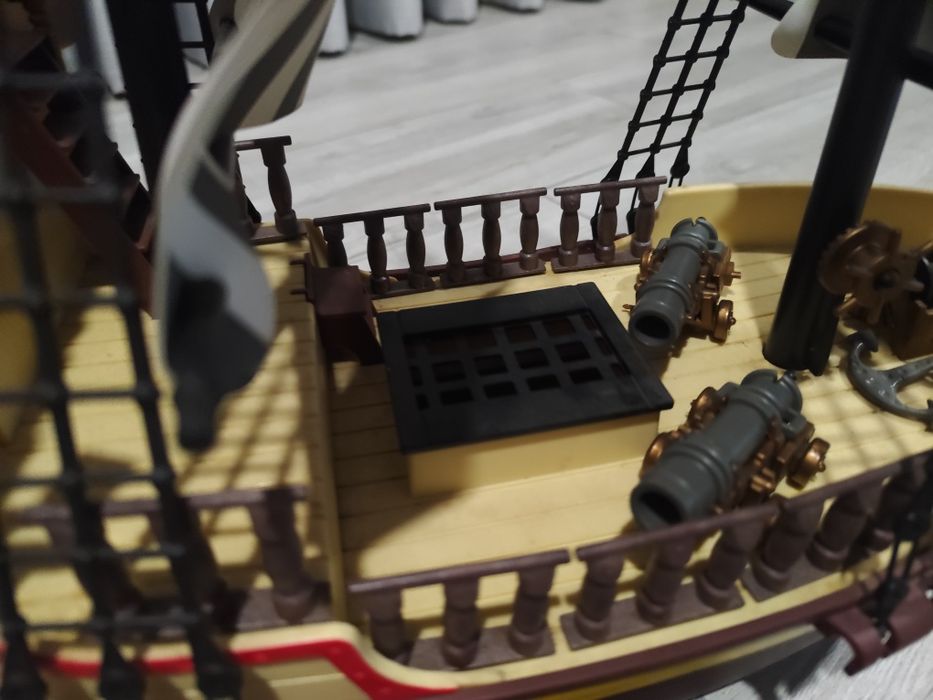 Barco pirata para brincar