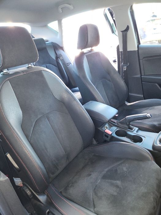 Seat Leon fr motor 2.0 150cv ano 2013 com 217000km impecável de tudo aceito retoma