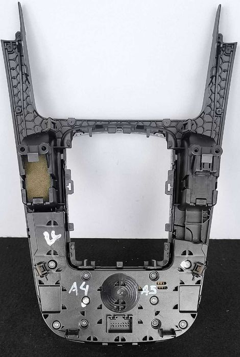 Consola Central AUDI Q5 (8RB) ano 2008