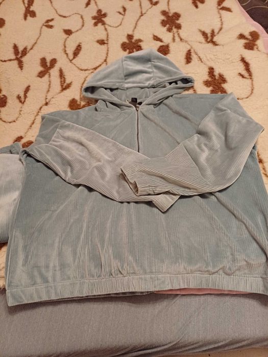 Komplet bluza plus spodnie