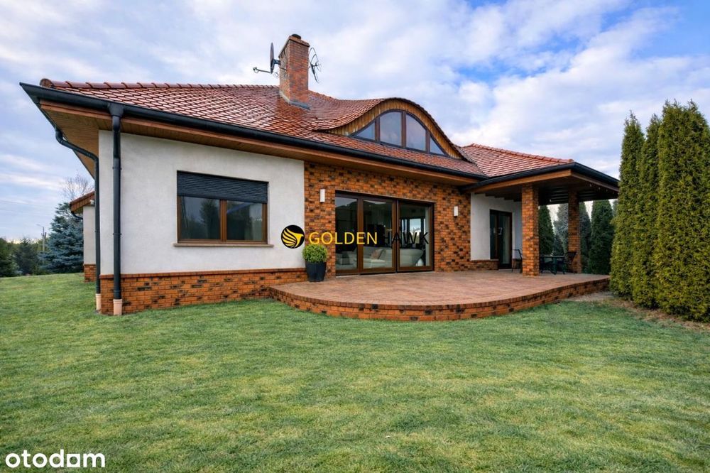 Rezydencja 200 m² | działka 3940 m² | podłogówka |