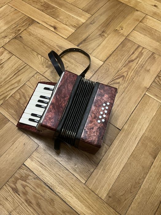 Akordeon małysz 10 prl stary zabytek