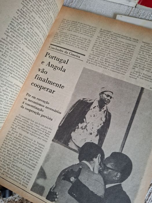 Ramalho Eanes , livros, revistas e fotografias