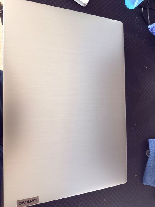 Lenovo I7 8Gb Ram Pouco uso, inclui carregador