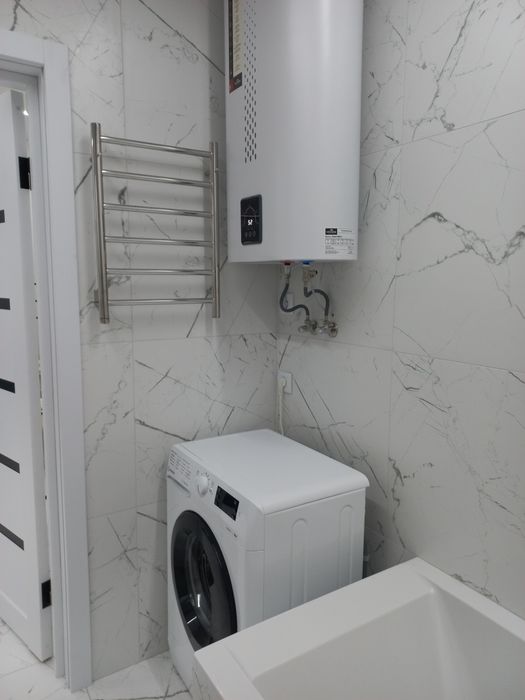 Подобово, Нова  стильна ,сучасна квартира в новобудові в центрі міста