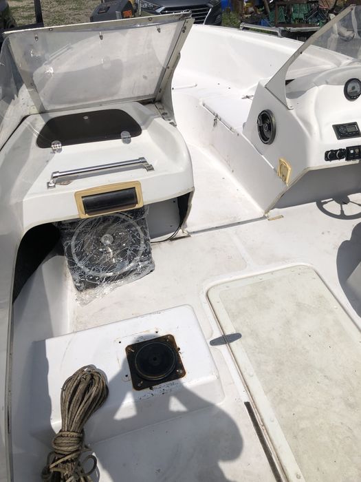 Лодка Fantom 620