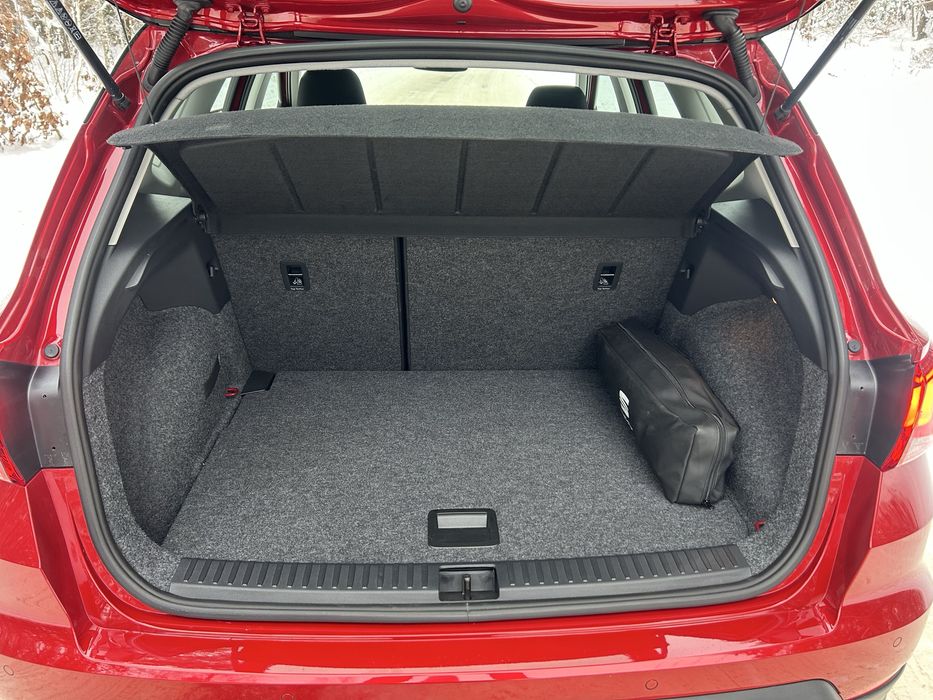 Wynajem Auta Seat Arona Dsg 2025 | Premium | Weekend + długoterminowy