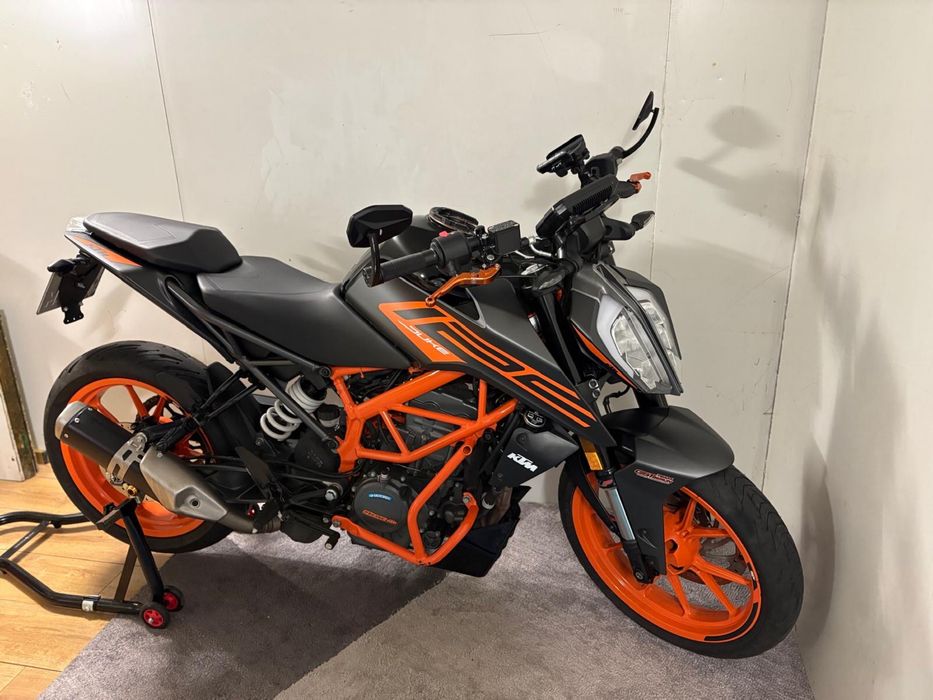 KTM duke 125 z 2021 roku
