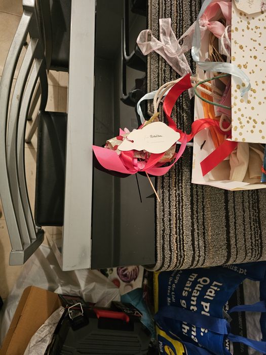 Mesa de cozinha com 4 cadeiras