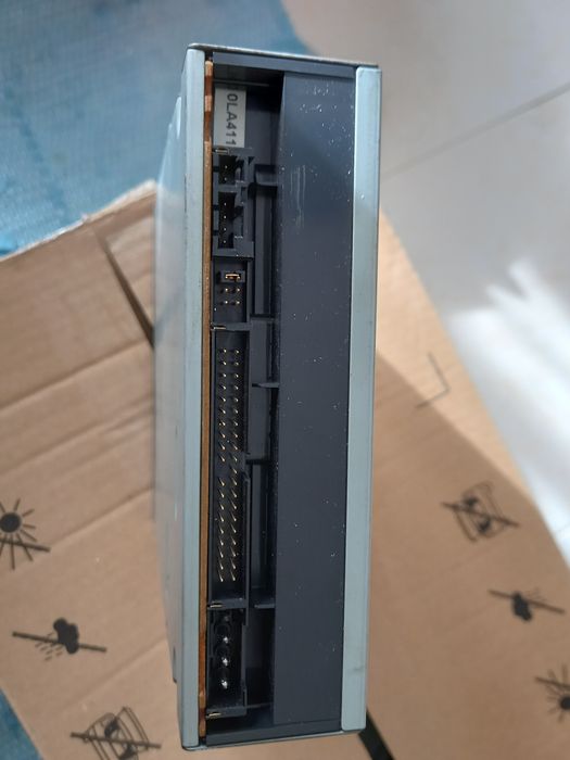 Leitor de DVD de torre