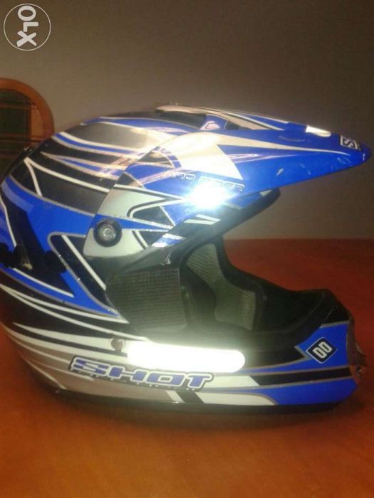Capacete shot tamanho 58