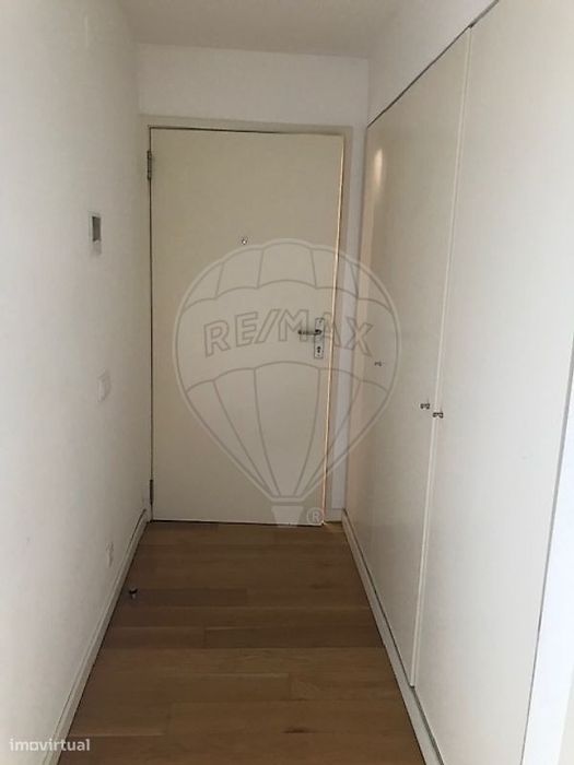 Apartamento T1 para arrendamento