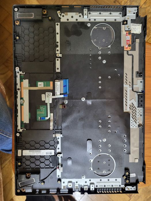 Kompletna klawiatura Asus TUF dash f15 używana