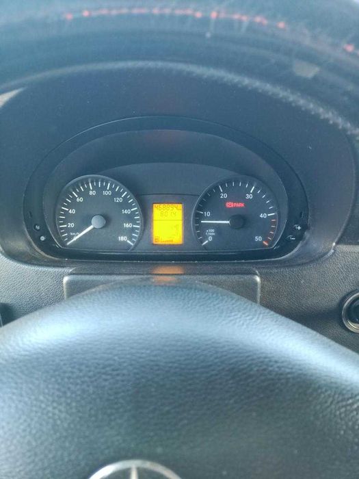 Продам Мерседес-Бенц Спрінтер 318 CDI