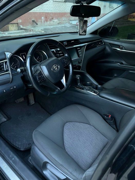 Toyota camry официал