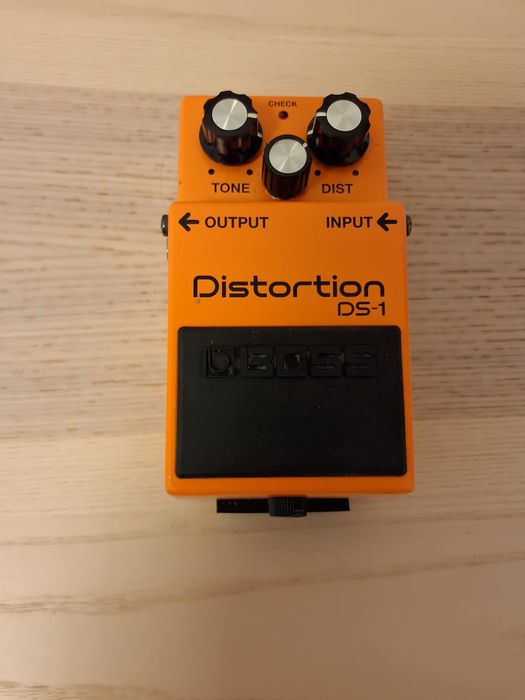 Pedal de distorção para guitarra BOSS DS-1 | BOSS DS-1 Guitar Distortion Pedal |