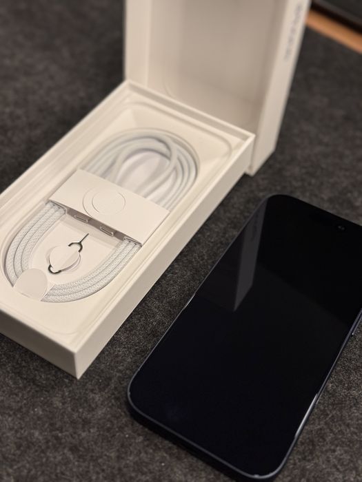 Iphone 17 Pro 256 + capa Apple Techwoven