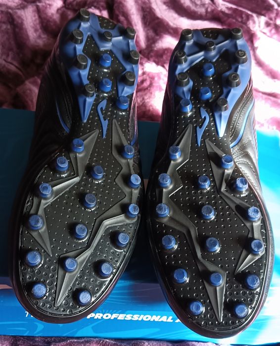 Vendo chuteiras da marca joma