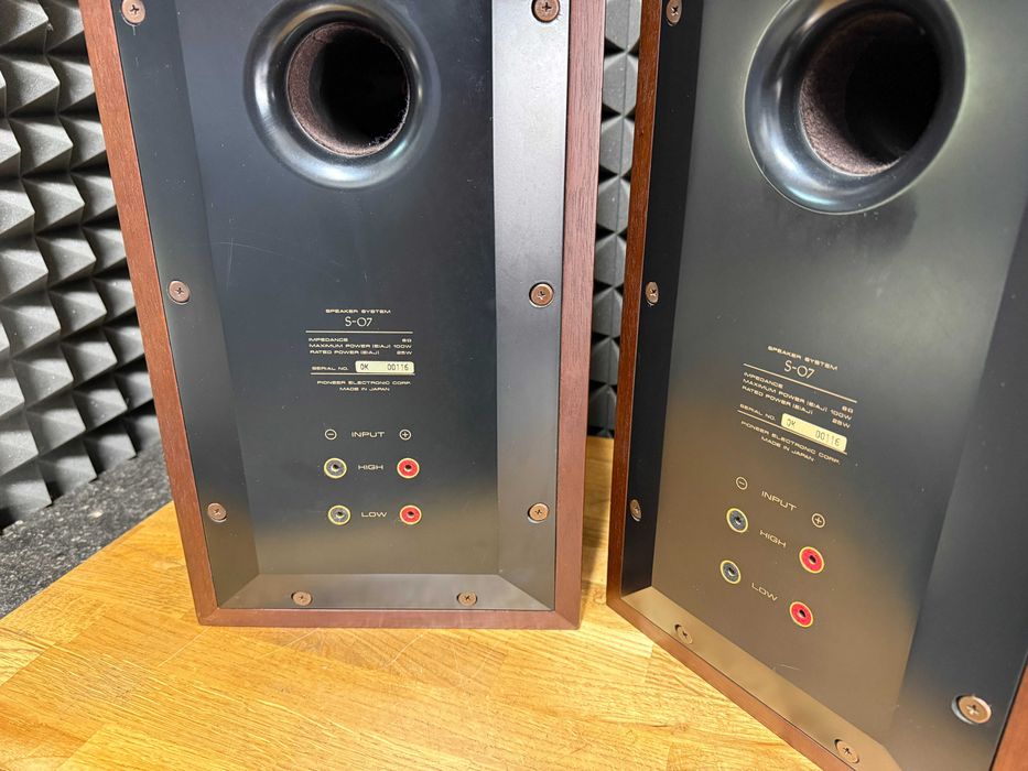 Kolumny podstawkowe / monitory PIONEER S-07 / MADE IN JAPAN / UNIKAT