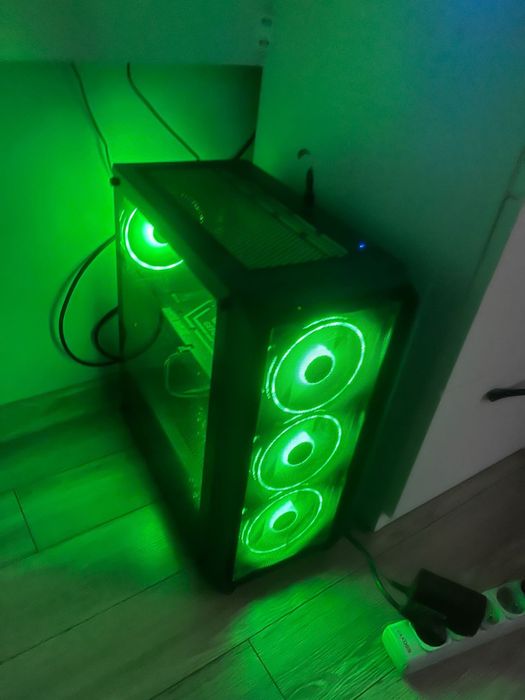 Zestaw Komputer  stacjonarny