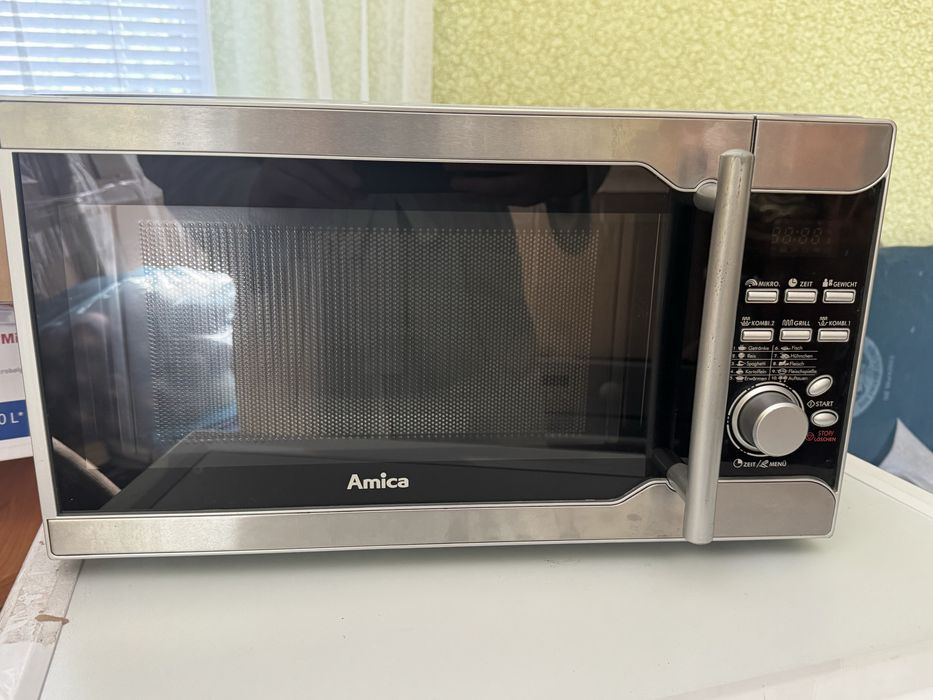 мікрохвильова  піч Amica MW 18105 Si з грилем