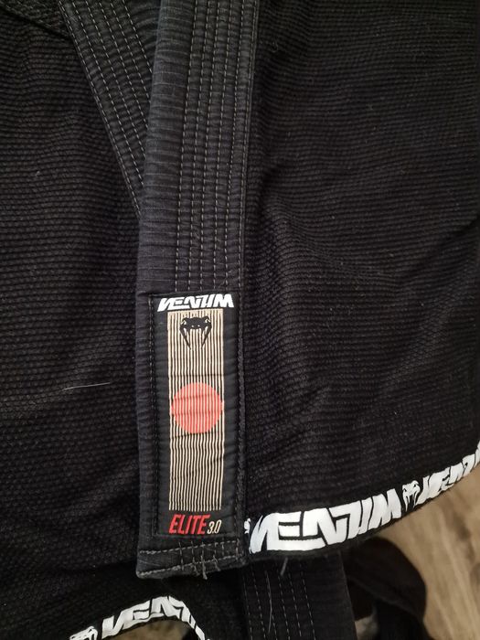 Vendo kimonos de  Jiujitsu Venum