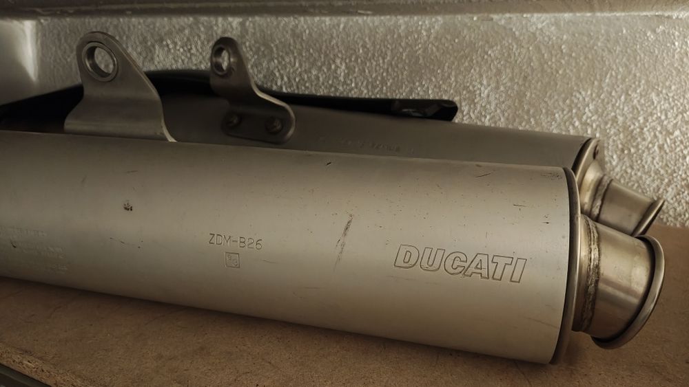 Ducati 996R Centralina 996 998 ST4S e outras peças