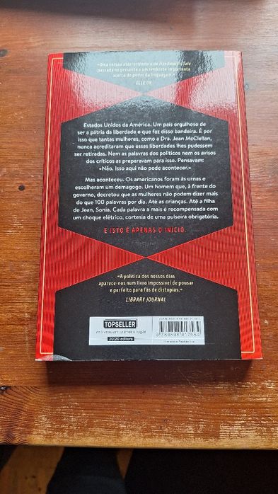 Livro: VOX de Christina Dalcher