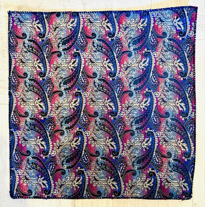 Poszetka granatowa różowa modny wzór