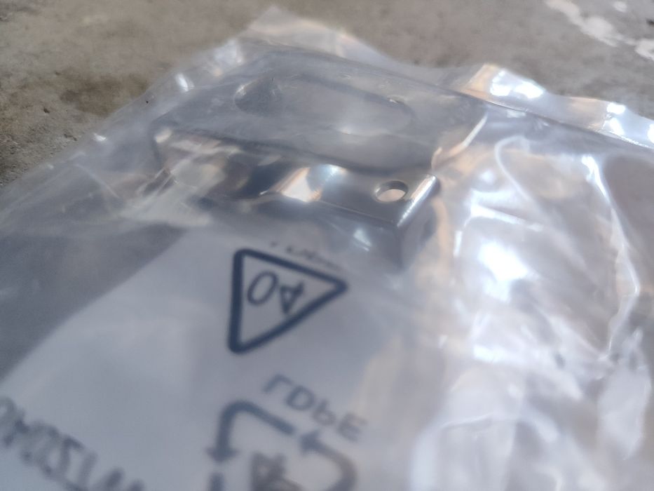 Клипса (скоба) для шуруповёрта Bosch GSR / GSB 185 LI , 18V - 45 / 400