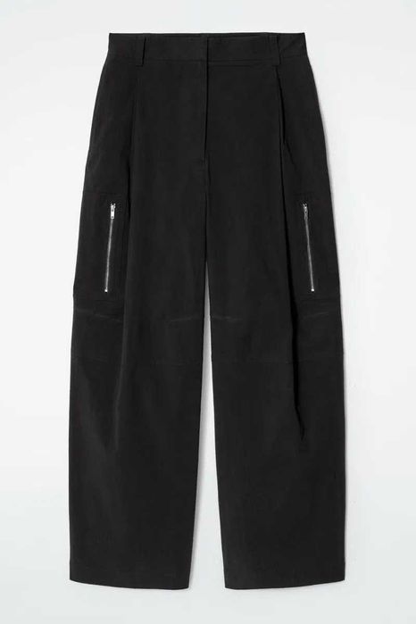 COS – Utility Barrel-Leg Cargo Trousers