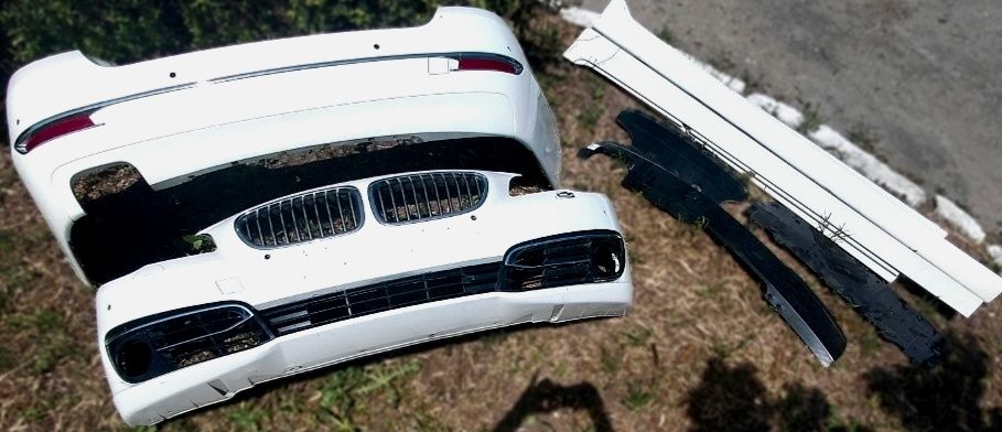 Бампера на BMW 5 и часть на зеркала