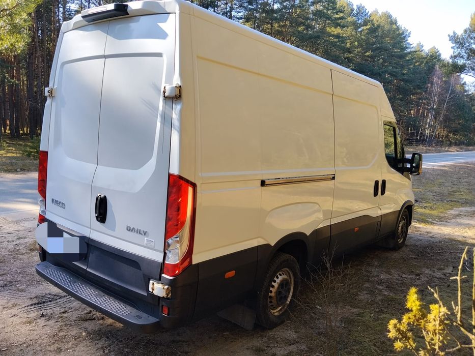 Iveco Daily 35S18 2019r 3,0 TDI