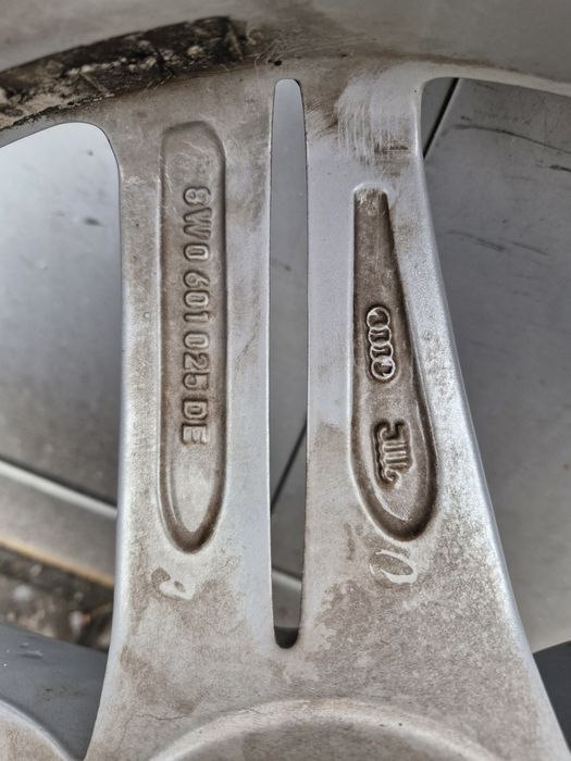 Диски R 18 5 112 audi оригінал