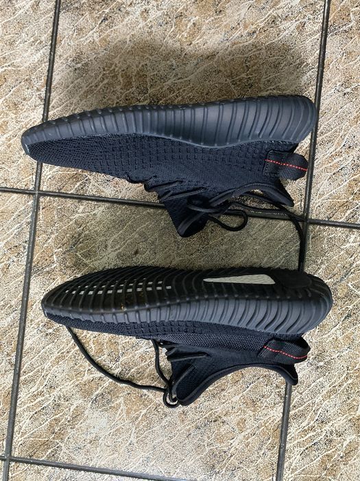 Adidas Yeezy Boost 350 V2 Preto – Original – Tamanho 40