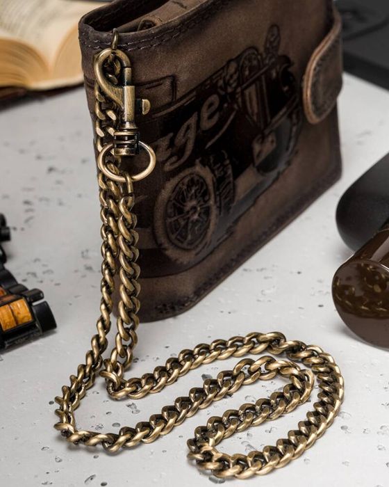 duży, skórzany portfel męski na zatrzask z łańcuszkiem