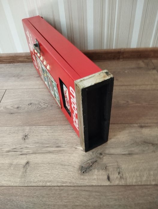 Декоративна шафа для ключів у ретро-стилі