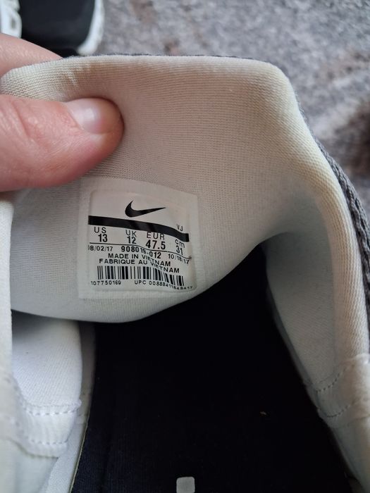 Продам чоловічі кросівки!