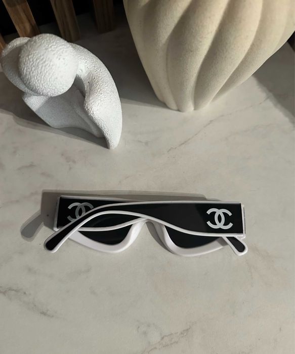 Okulary CH czarne nowe