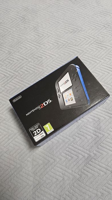 Nintendo 2ds com caixa