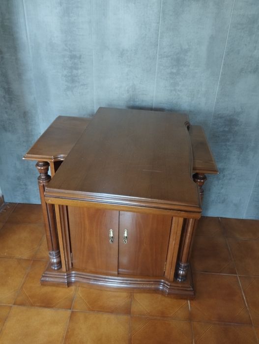 Mesa para televisão