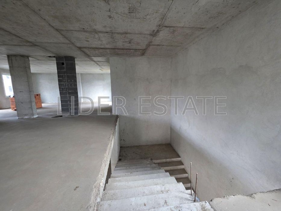 Центр|Оренда комерційного приміщення|фасад| Ужгород|