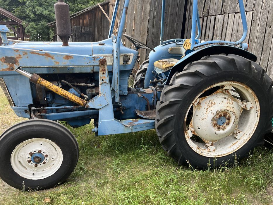 Ford 3000 z Szwecji komplet dokumentow!!!