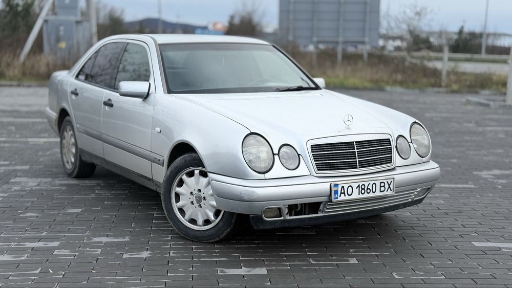 Мерс 1997 рік очкарик