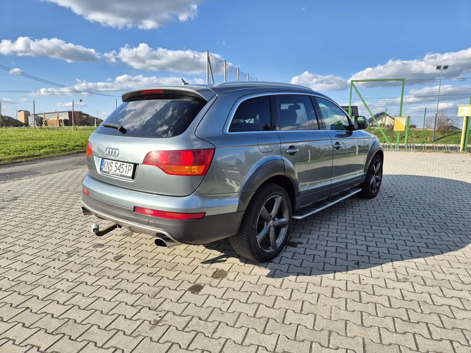 Audi Q7 3.0TDI 7 os. S Line pakiet off road 2x Panorama