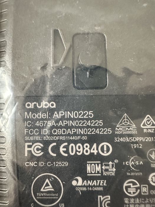 Vendo aruba iap 225 novo nunca usado em caixa