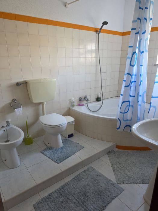 Quarto para alugar na Ericeira