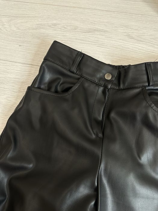 Трендові шкіряні штани